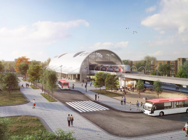 Artist impression van het vernieuwde metro- en busstation Spijkenisse Centrum. Je ziet een verhoogde rails voor de metro met een bol dak, daaronder rijden bussen en lopen mensen.